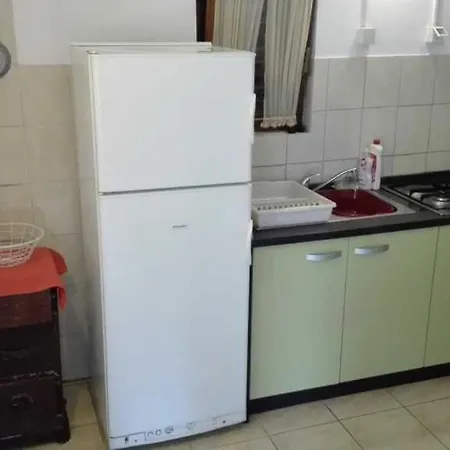 Robinzon House Pia *