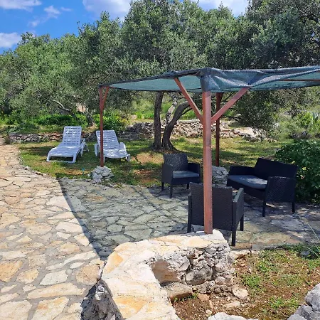 Сasa de vacaciones Robinzon House Pia